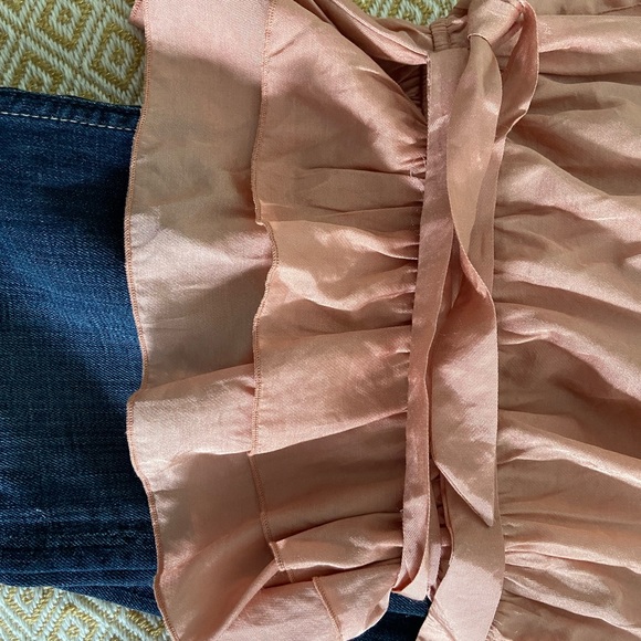 Forever 21 Ruffle Top - Picture 2 of 4